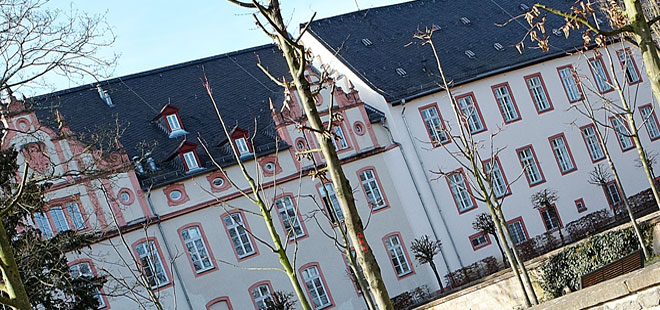 Das Bild zeigt das Friedberger Schloss, copyright Reiner Strack (IMG_0011)